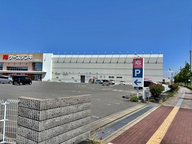 ケーズデンキりんくう泉南店 駐車場の駐車場写真