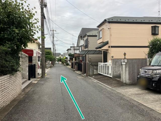 あかね町8-78駐車場の駐車場写真