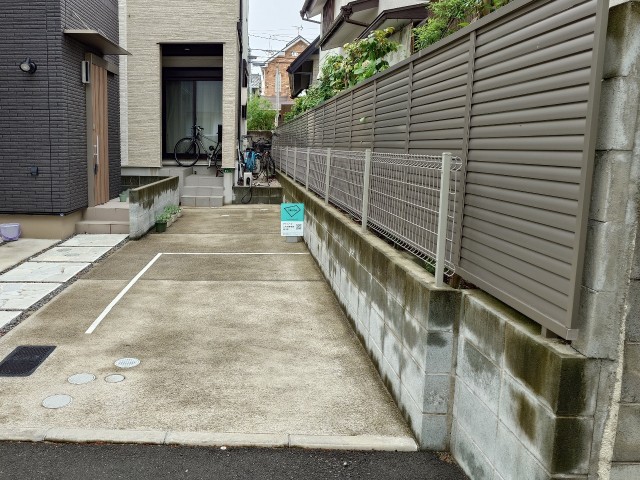 地行4丁目9-9-1個人宅☆akippa駐車場の駐車場写真