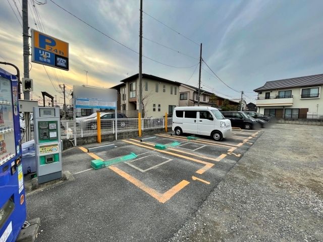 給田3丁目第3東都パークの駐車場写真