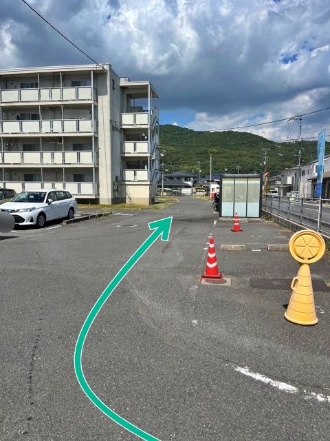 ビレッジハウス松崎の駐車場写真