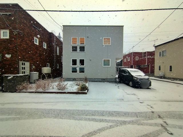 [d9ad4]豊平区福住3条5-2 個宅アキッパ駐車場の駐車場写真