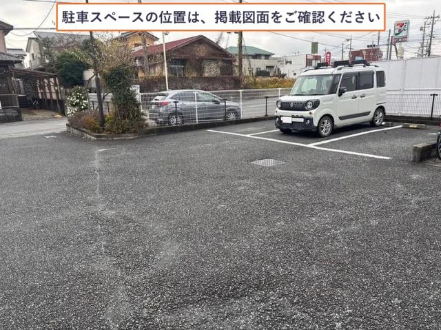 レオパレスコートドール駐車場【38750】の駐車場写真
