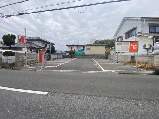 Superjpm中区平井の駐車場写真