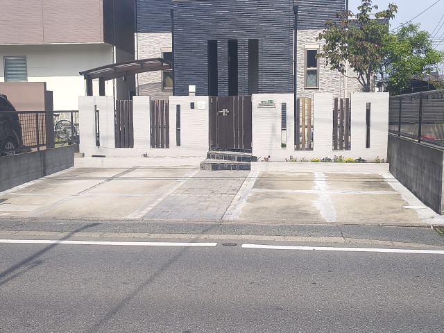 福岡県福岡市早良区賀茂4-32-17の駐車場写真