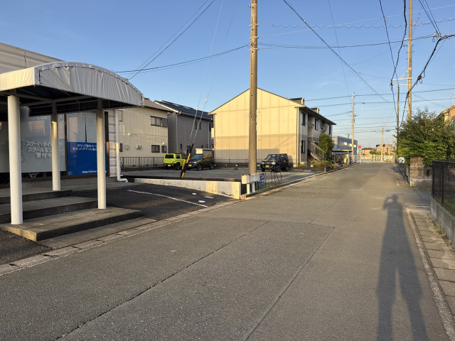 ヤマセ不動産 早出-5駐車場 7番枠の駐車場写真