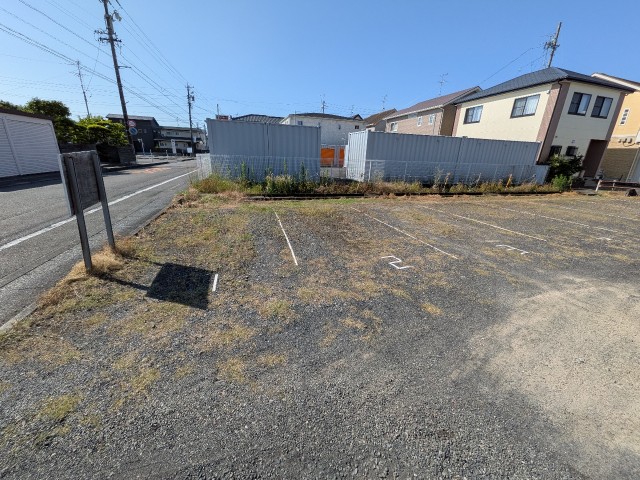 竜南3丁目　駐車場の駐車場写真