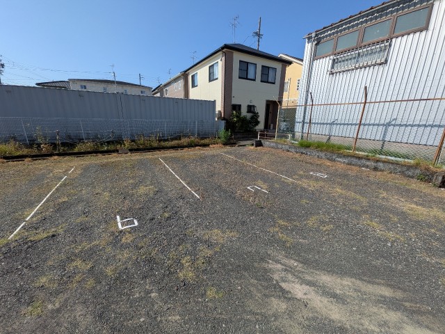 竜南3丁目　駐車場の駐車場写真