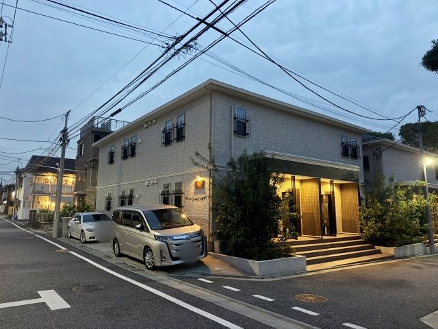 旭町3丁目15 ルミエールII☆アキッパ駐車場の駐車場写真