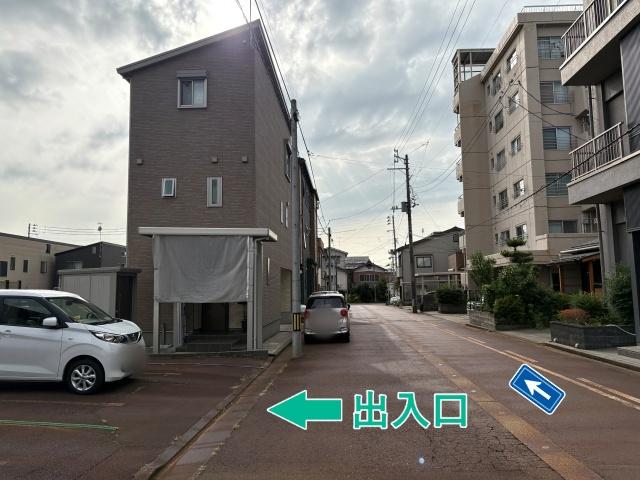 上田町2-25駐車場の駐車場写真