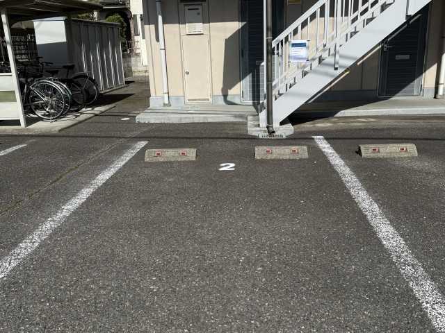 松本市プチハウスこまくさ　こまくさプチパーキングの駐車場写真