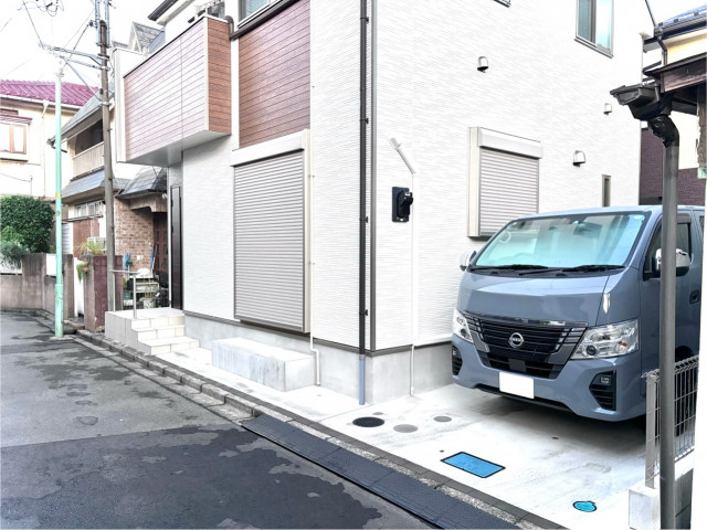 埼玉県川口市石神216-30 駐車場の駐車場写真