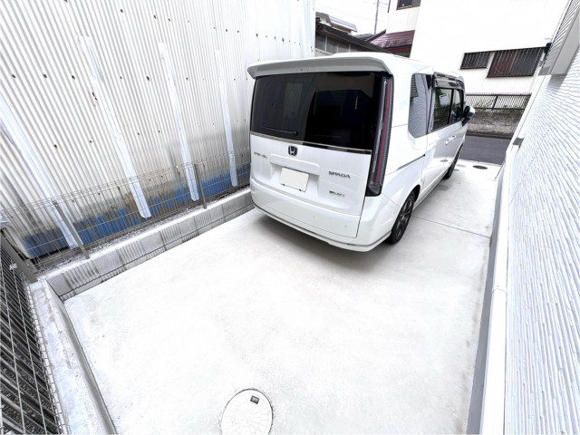 埼玉県川口市石神216-30 駐車場の駐車場写真