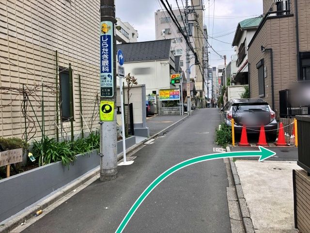 駐車場周辺①