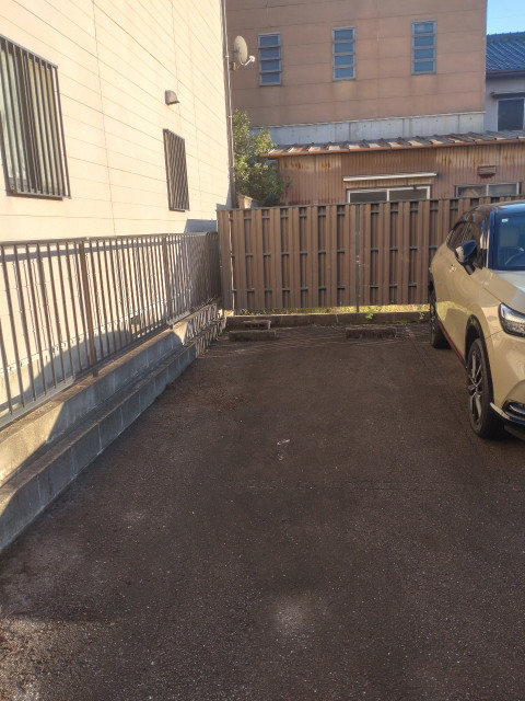 瑞穂区宝田町3丁目駐車場の駐車場写真