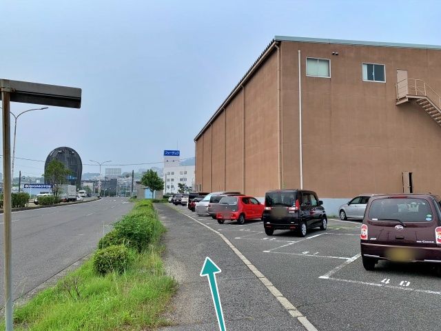 シンコー広島株式会社駐車場の写真