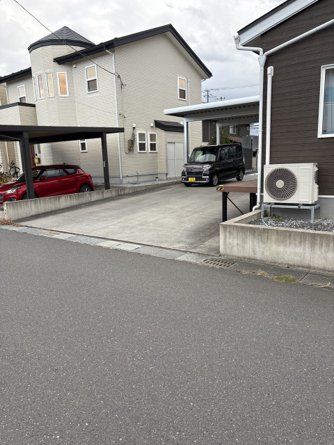尻内町内田17駐車場の駐車場写真