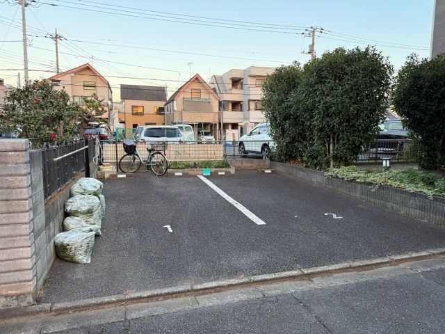 駐車場写真2