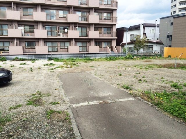 札幌市豊平区福住1条3丁目12-24 akippa駐車場の駐車場写真