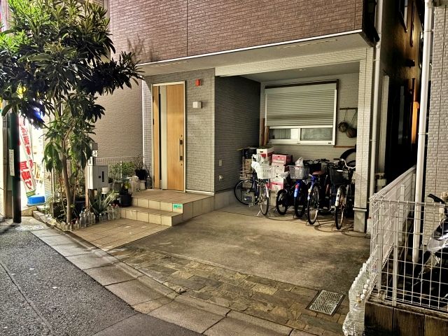 [e2a03]西新井本町4丁目19 個宅アキッパ駐車場の駐車場写真