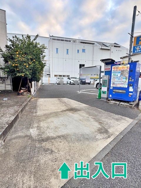 リロの駐車場 東方町の駐車場写真