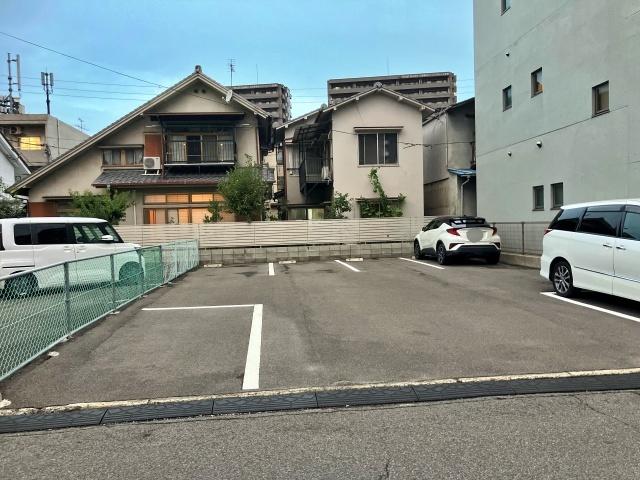 [e349c]浜ノ町57駐車場の駐車場写真