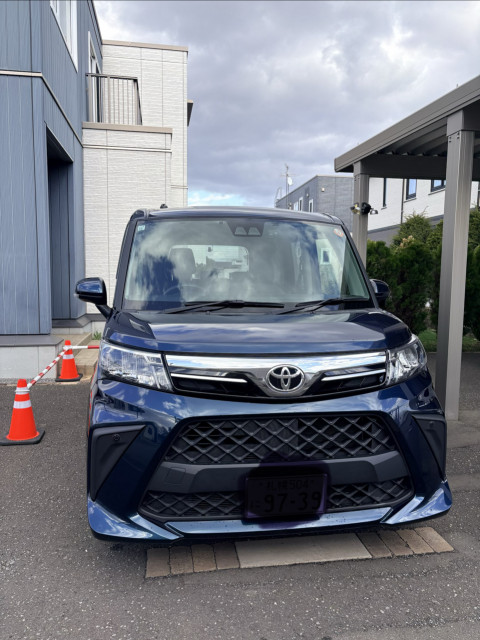 共栄町4丁目1-17 軒下P②  小型中型用の駐車場写真