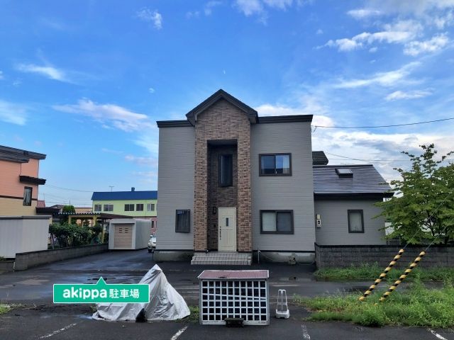 稲穂町西2丁目1−5駐車場【2】の駐車場写真