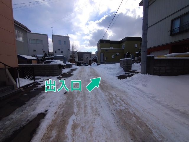 豊平区西岡4-1-4-6駐車場の駐車場写真