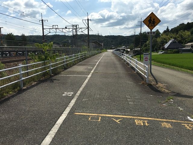 駐車場入り口です。周辺には複数駐車場がございますので、駐車場間違いにご注意ください。