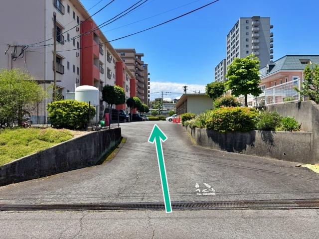 スカイコート明野 敷地内駐車場の駐車場写真