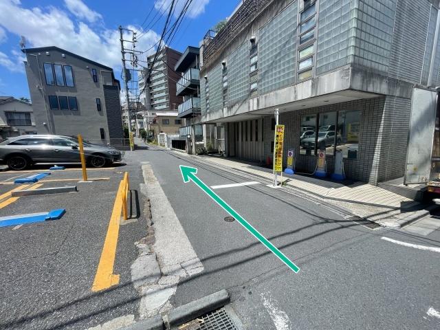[e724a]横寺町◎個宅アキッパ駐車場の駐車場写真