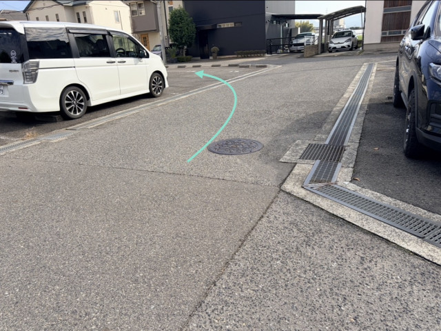 羽倉崎上町の駐車場写真