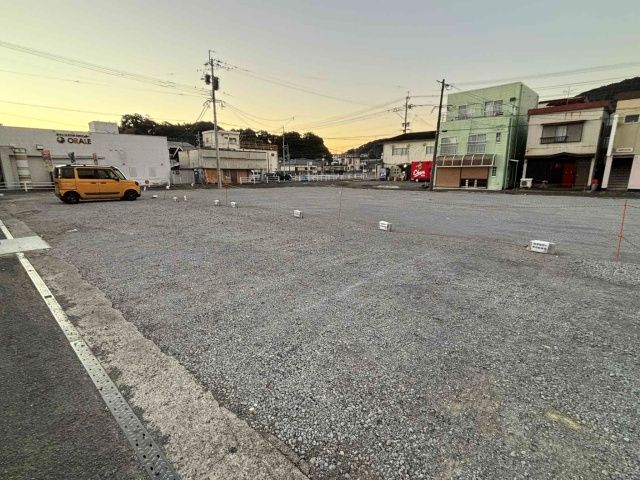 油津珈琲⁺駐車場の駐車場写真