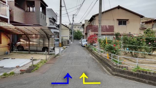 広島県福山市西深津町2-10-15の駐車場写真