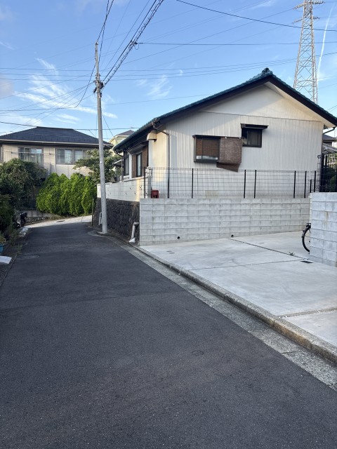 汲沢4丁目3-12駐車場の駐車場写真