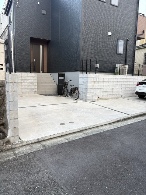 汲沢4丁目3-12駐車場の駐車場写真