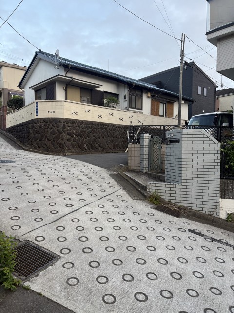 汲沢4丁目3-12駐車場の駐車場写真