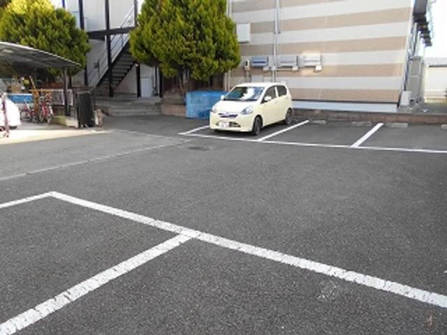 レオパレスMATUZAKI駐車場【30756】の駐車場写真