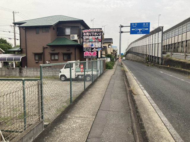東神吉町出河原399-9 月極駐車場の駐車場写真