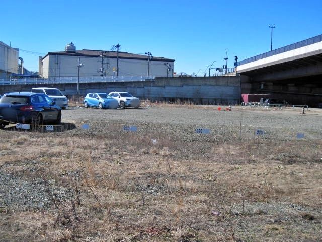 盛南大橋下駐車場の駐車場写真