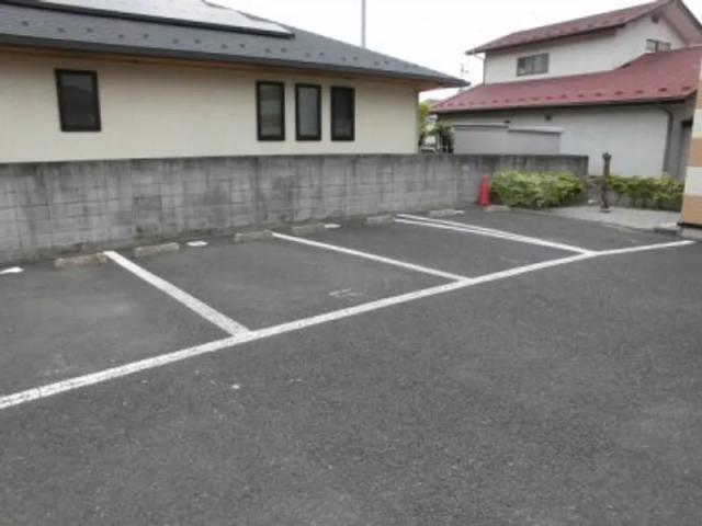 レオパレスドミールエスペランサ駐車場【26038】の駐車場写真