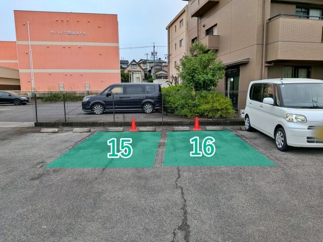 from emikoの駐車場写真