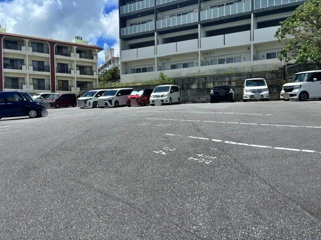 S04_【那覇市民体育館すぐ】しきなParking第Ⅲ【軽自動車限定】の駐車場写真