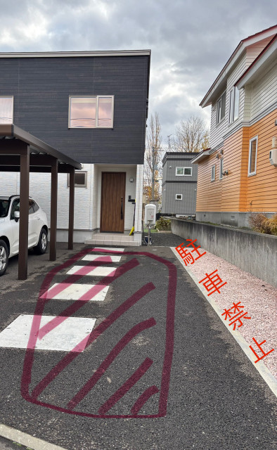 福住3条8丁目7-47駐車場の駐車場写真