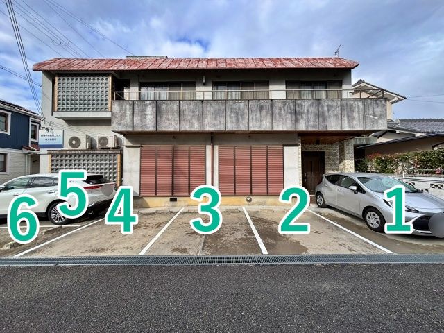 牧野本町1丁目17-7 船場中央税理士法人枚方事務所◉アキッパ駐車場の駐車場写真