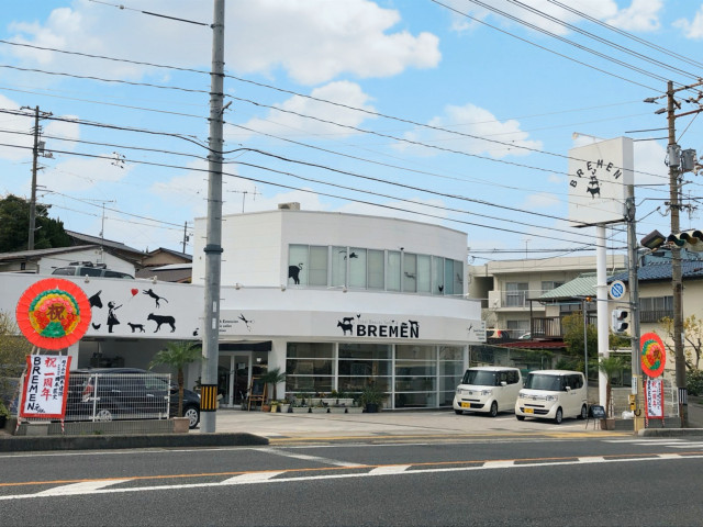 綾羅木美容院BREMEN駐車場の駐車場写真