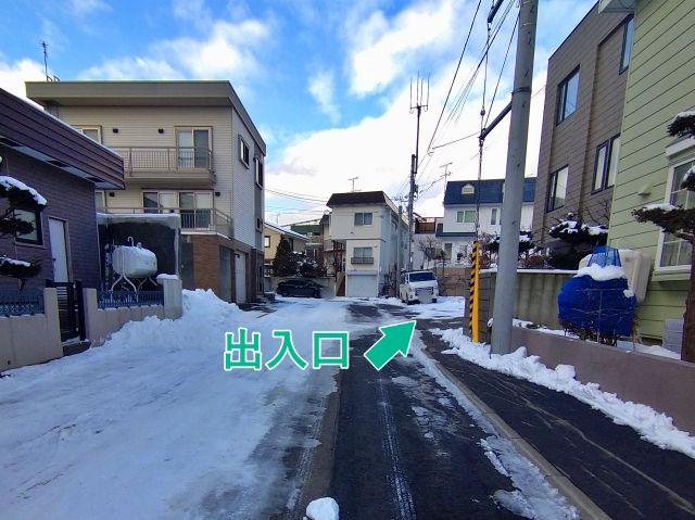 豊平区西岡4条2丁目8-46駐車場の駐車場写真