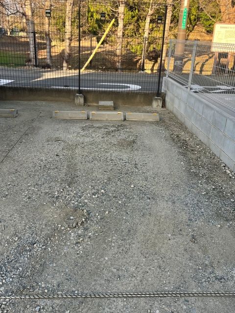 丸保山古墳駐車場(C)の駐車場写真