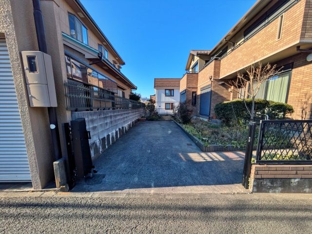 牛久保東1丁目4-13 アキッパ駐車場の駐車場写真